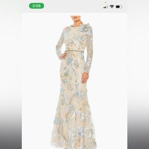 Gorgeous dress for special occasion size 8 new in the tag